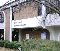 Мэри Винсонның мемориалдық кітапханасы, Миллдвилл, Джорджия.jpg