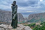 Миниатюра для Файл:Mile Gojsalića; Statue by Ivan Meštrović, at Omiš, 2011-12-16 (1).jpg