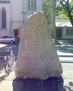 Monument 9 novembre.JPG