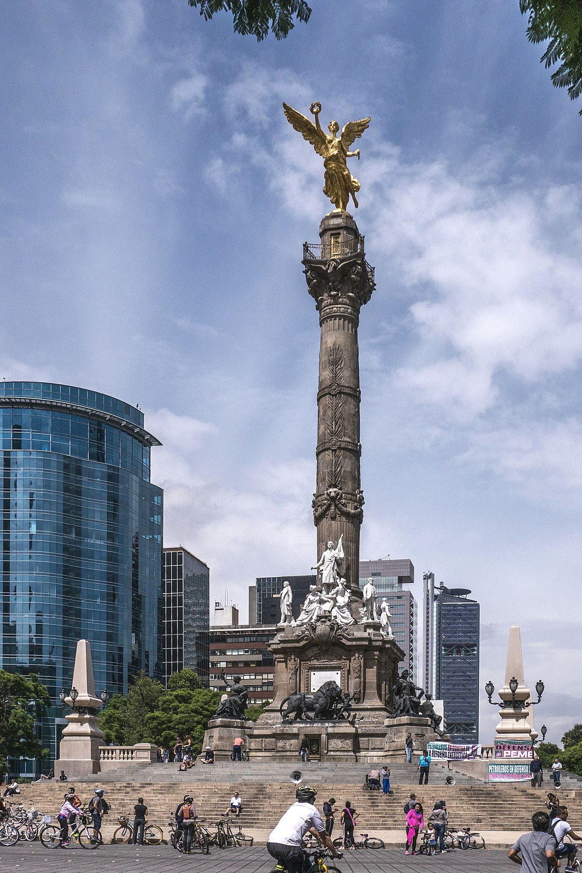 File:Ángel De La Independencia. Ciudad de México.jpg - Wikimedia Commons