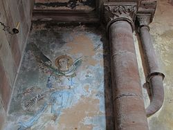Fresque et colonne dans le bas-côté nord
