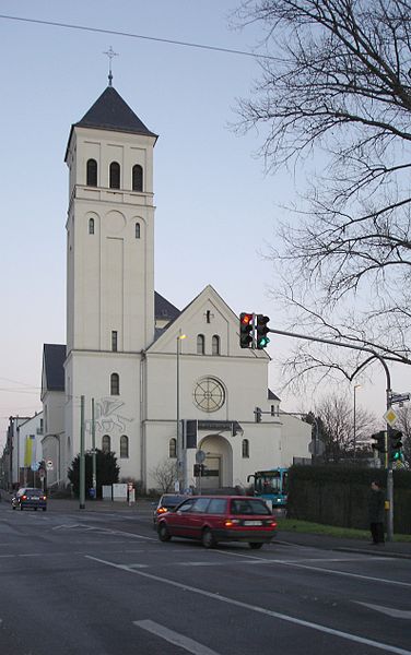 File:Nied-kirche001.jpg