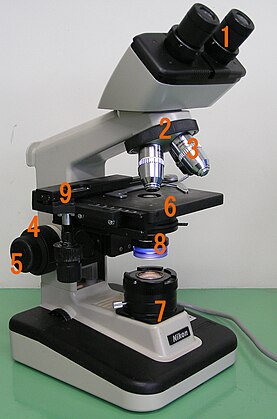 Optical microscope nikon alphaphot.jpg