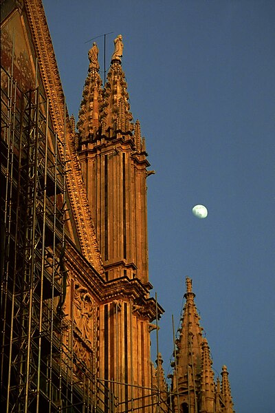 File:Orvieto-duomo.jpg