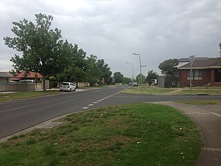 <span class="mw-page-title-main">Meadow Heights, Victoria</span> Suburb of Melbourne, Victoria, Australia