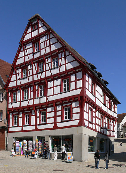 File:Pfullendorf Hauptstraße29 Marktapotheke.jpg