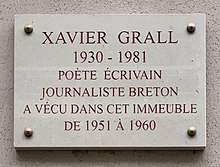 Plaque à Xavier Grall au 58 rue du Théâtre (Paris).jpg