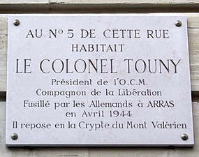 Eversti Tounyn plaketti, 1 rue du Général-Langlois, Pariisi 16.jpg