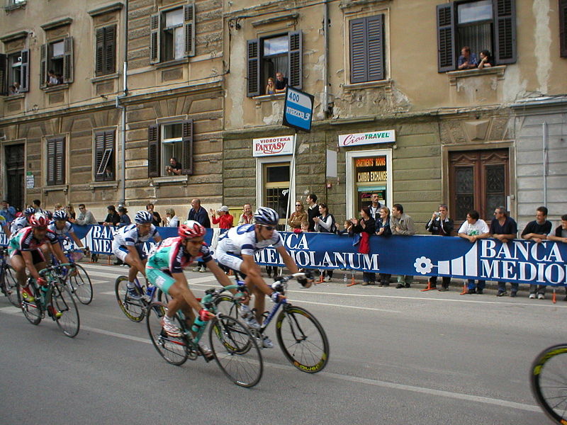 File:Pula, 87° Giro d'Italia (02).JPG