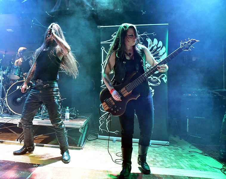 File:Rabenwolf – Heathen Rock Festival 2016 006.jpg