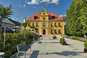 Radnice, Bouzov, okres Olomouc.jpg