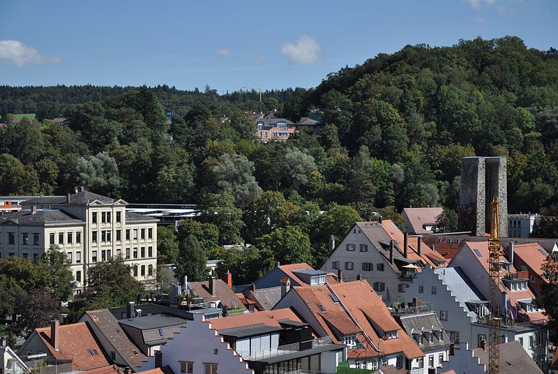 File:Ravensburg vom Blaserturm 2011 Blick zur Brauerei Leibinger.jpg