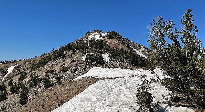 File:Relay Peak (10,285 ft).jpg