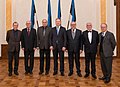 Riigikogu väliskomisjoni esimees koos endiste esimeestega 2015.jpg