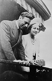 King George VI and Queen Elizabeth paid a visit in 1939, for which more than 100,000 people converged on Saskatoon. Royaltrain-hopebc.jpg