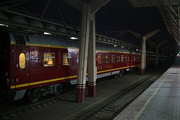 Фирменный поезд «Красная стрела» на Ленинградском вокзале Москвы