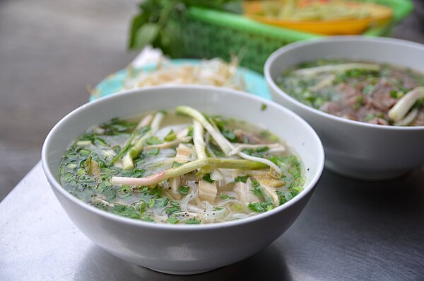 The Speed Bump for this leg had Maria & Tiffany preparing a traditional Vietnamese soup, phở, while in Cái Bè.