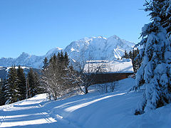Masivul alpin Mont Blanc.