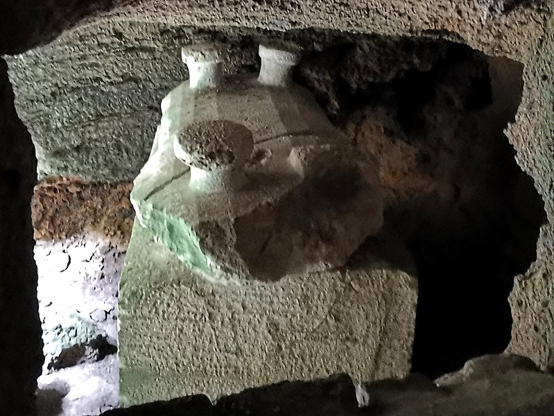 File:Sarcophagus of Abi Chemou in hypogeum.jpg