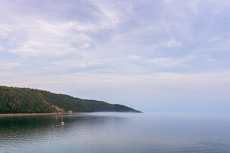 File:Scenery at Tadoussac.jpg