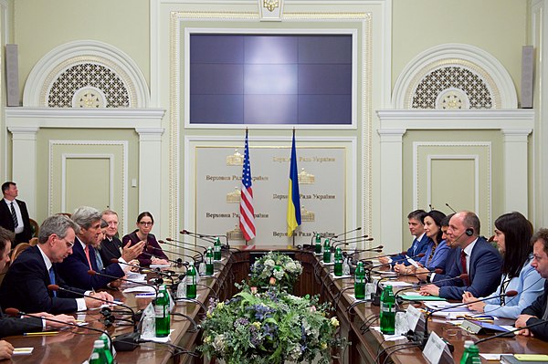 Parubiy with U.S. Secretary of State John Kerry and Ambassador Geoffrey R. Pyatt, 7 July 2016