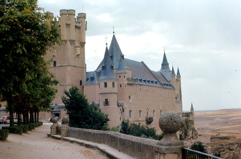 File:Segovia - Alcazar (2687095899).jpg