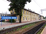 Stacja PKP Stalowa Wola Rozwadów - budynek dworca.