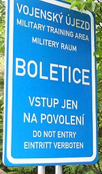 Sign prohibiting entry to the Boletice Military Training Area TUP Boletice.JPG