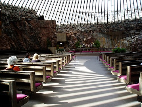 Temppeliaukio kirkko (Felsenkirche) in Helsinki, Finnland