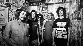 Banda en el 2012 durante la grabación del sencillo Mama Said. De izquierda a derecha: Brooks Nielsen, Matt Taylor, Anthony Braun Perry, Kyle Straka y Scott Montoya