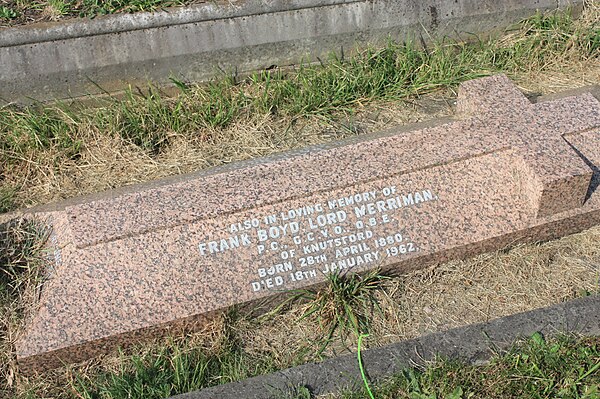 The grave of Frank Boyd Merriman, Brompton Cemetery