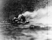 Harusame after attack by USS Wahoo, photographed through Wahoo's periscope. IJN Harusame;g35738.jpg