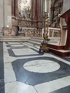 Lápide de Francesco Borromini, sob a cúpula.