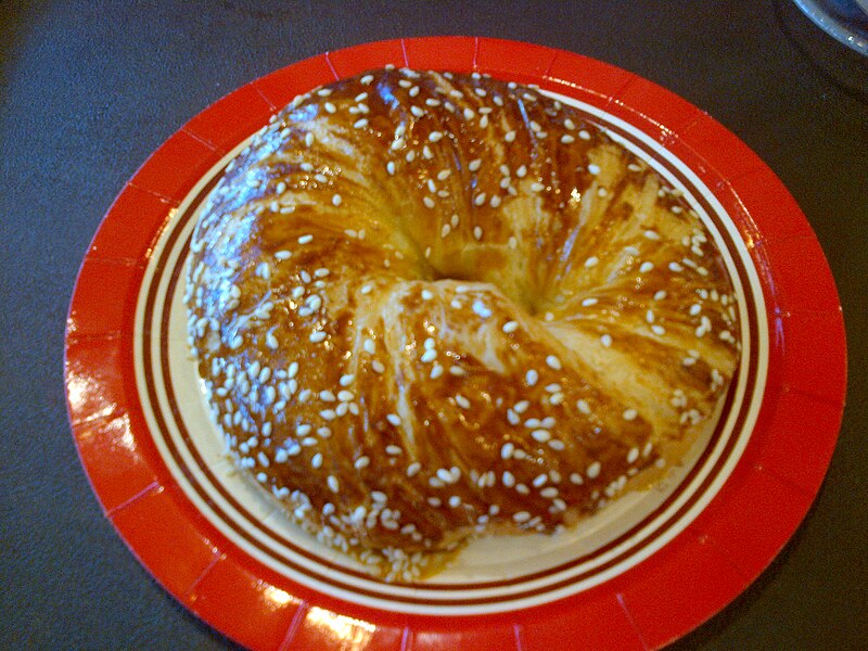 File:Turkish açma (plain, with sesame on it).jpg