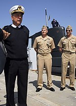 Miniatuur voor Bestand:US Navy 070412-N-2858G-006 Vice Adm. Roberto Cesaretti, ITN, Commander, Allied Maritime Component Command Naples (left) speaks to the media about Noble Manta 07 in Augusta Bay, Sicily.jpg