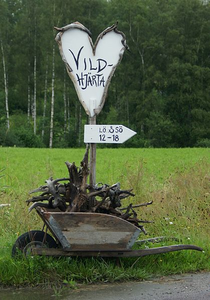 File:Vildhjärtaskylt.jpg