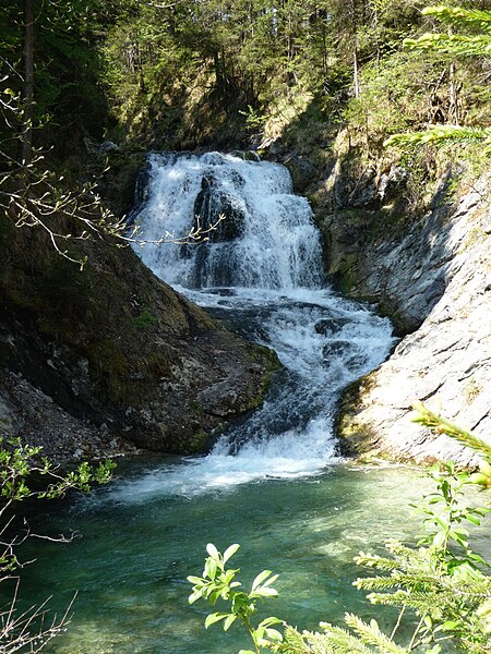 File:Wallgau Kleiner Wasserfall 2011.jpg