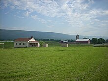 An Amish school just off PA Rt. 554 Washington Township Amish School.JPG