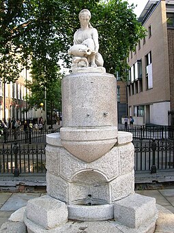 Guilford Place drinking fountain, 2006 Water feature, Guilford Place WC1 - geograph.org.uk - 1324656.jpg