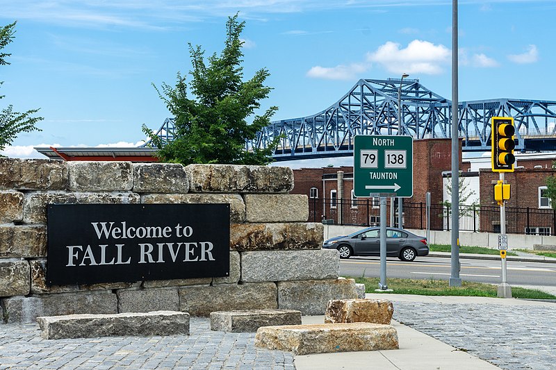 File:Welcome to Fall River.jpg