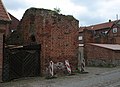 Remnants of the city wall as well as the defense tower and tower stump