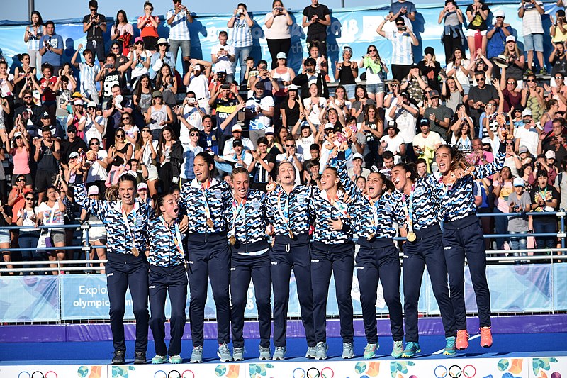 File:Women's Hockey5s Medallist Ceremony YOG18 14-10-2018 (089).jpg