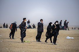 Women on the Arba'een Walk-Mehran city-Iran زنان در پیاده روی اربعین در مرز مهران- عکاسی خبری 20.jpg