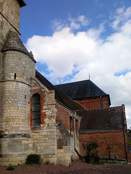 File:Église Saint-Médard de Curchy, côté sud 01.jpg