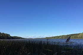 Вид с юго-западного берега