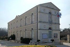 The town hall in Saint-Pierre-la-Noue