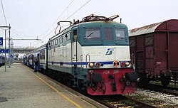 Lokomotiva E424.289