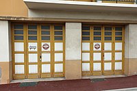 11 rue Grenet, Vichy - portes de garage.jpg