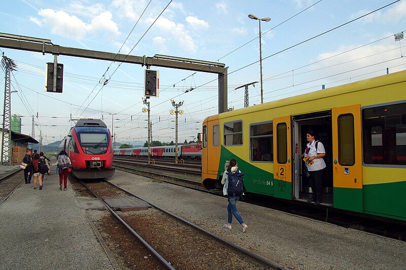 File:15.8.16 1 Ceske Budejovice to Linz Railway 3 (29019704525).jpg
