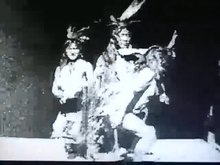 Dosya: 1894 Sioux Buffalo Dance anagoria.webm